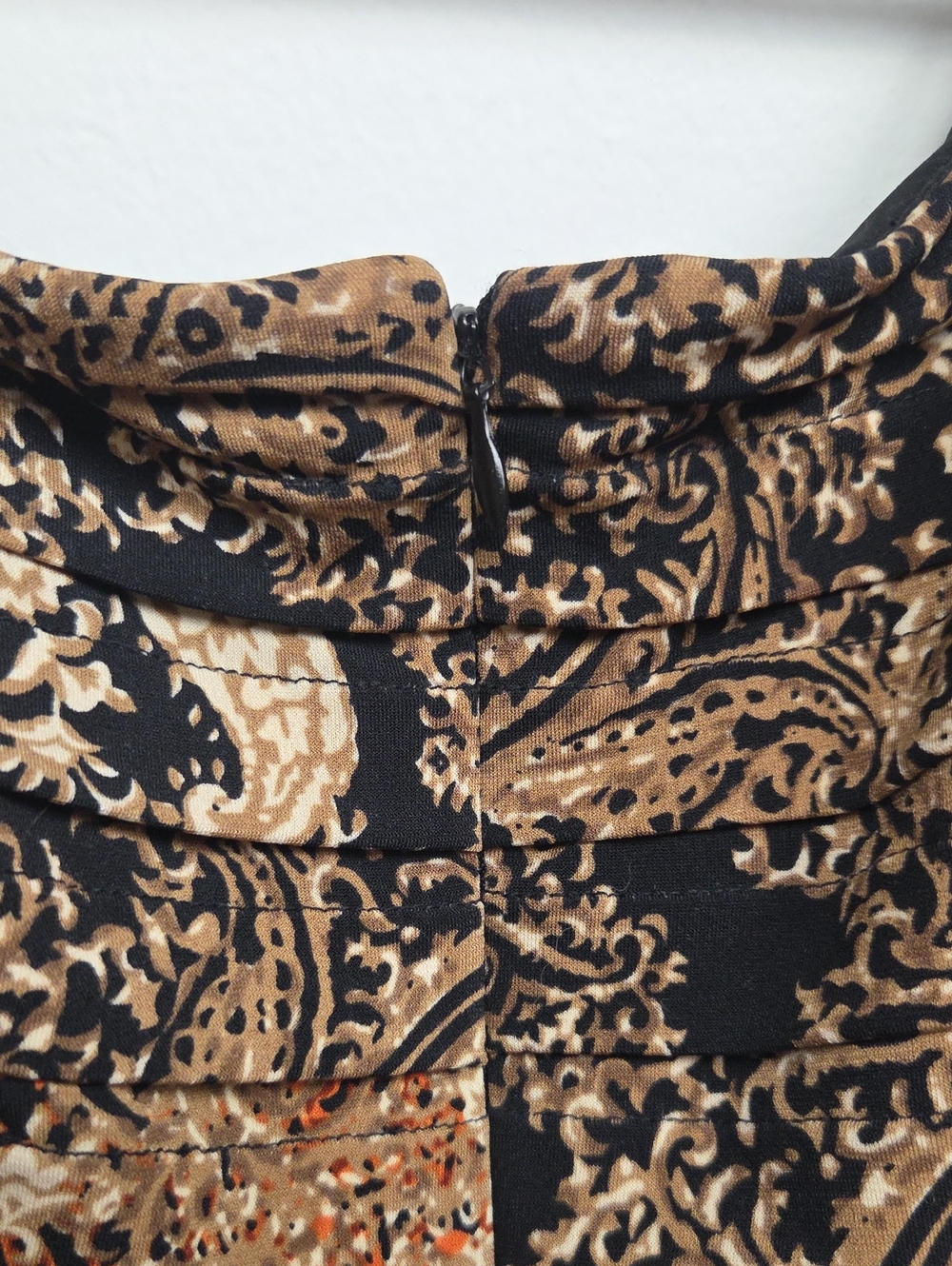 Adrianna Papell Classic Sleeveless Elegant Pleated Midi Dress Paisley Warm Tones - Picture 8 of 13